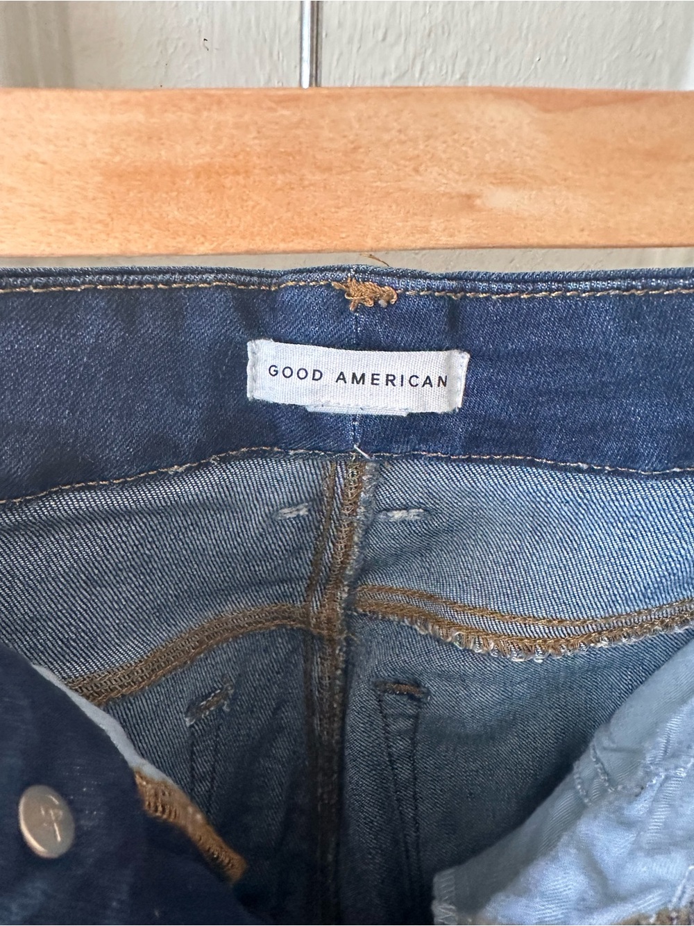 Good American Dark Blue Straight Jeans - Picture 6 of 7